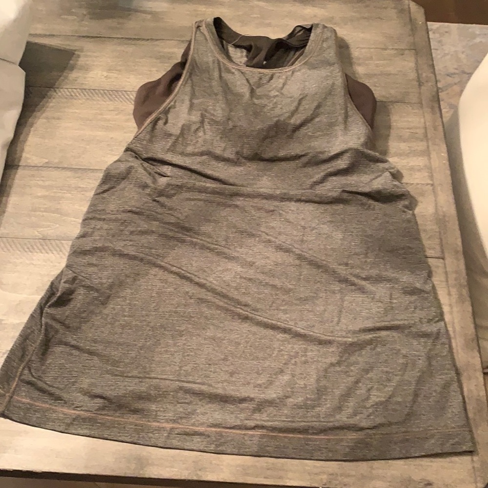 Lululemon tank with bra